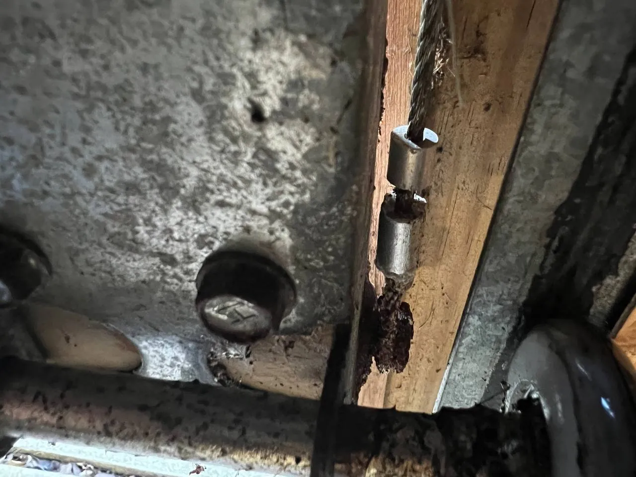 Emergency garage door repair